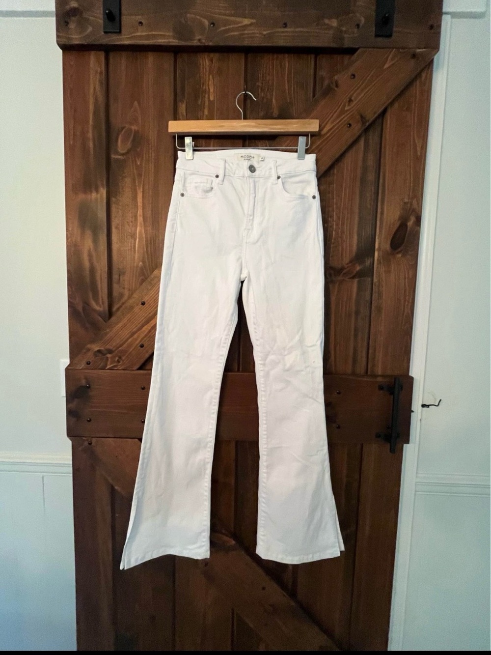 HIDDEN White Women's Flared Jeans - side slit - like NEW size 25
